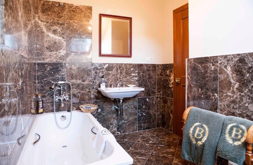 Arzua House | Pazo De Brandeso & Country Club