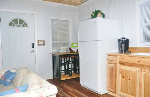 Round Top Cottage | Peace of the Country