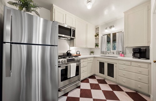 Kensington House | Peaceful 2-bedroom house, 15 min from downtown San Diego