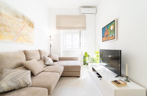 Benfica House | Peaceful 2-bedroom House with Garden at the heart of Benfica