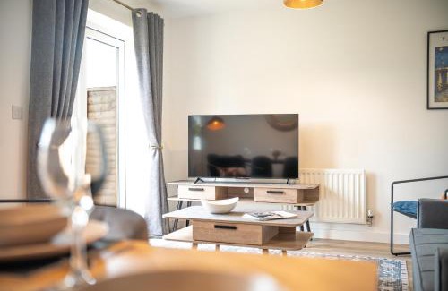 Hereford Apartment | Peaceful 3 BD with 2 King Beds