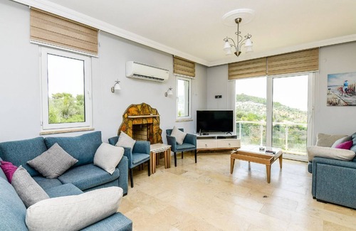 Faralya Villa | Peaceful 4BR Villa W/ Pool, Fethiye Villa 1006