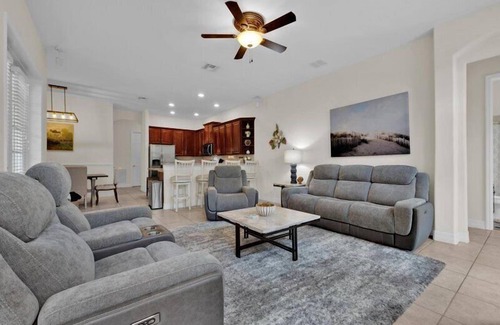 West Kissimmee House | Peaceful 5BR Home with Private Pool & Hot Tub Near Disney