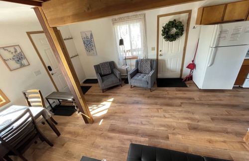 Kalifornsky Cabin | Peaceful Acres Cabin 3 - Cozy Cottage