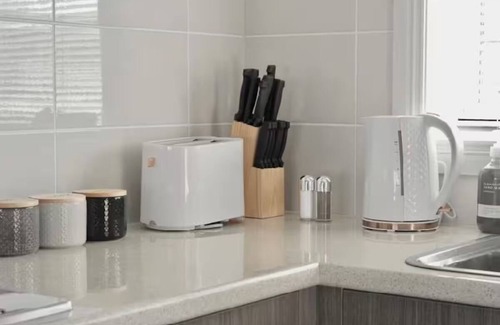 Traralgon House | Peaceful and New Two Bedroom Unit in Traralgon