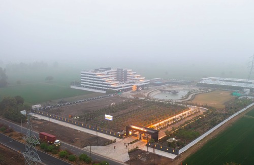 Sanwer Apartment | Peaceful celebrity resort near Mahakal Mandir in Indore Ujjain Highway.