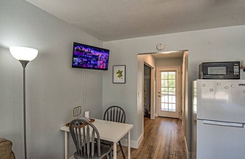 Shasta Lake Cottage | Peaceful Cottage Retreat - 1 mile from Lake Shasta