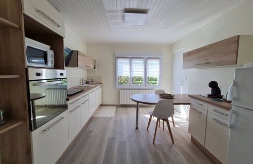 Vilosnes-Haraumont Cottage | Peaceful Country House with River Views, Near Verdun - Sleeps 5