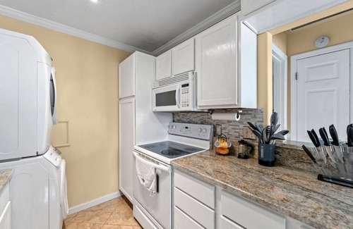 Coquina Key Apartment | Peaceful getaway by the bay