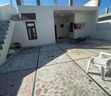 Jhansi House | Peaceful Haven in Jhansi