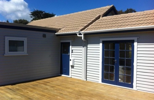 Otaki Beach House | Peaceful Otaki beach house