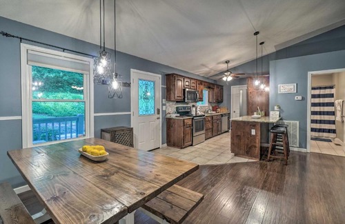 Sevierville House | Peaceful Sevierville Home with Private Hot Tub!
