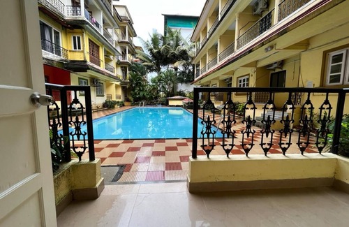 Candolim Apartment | Peaceful stay 1bhk apartment with pool