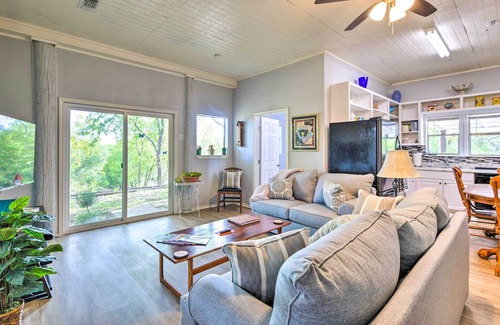 Weatherford Cottage | Peaceful Yard + Seasonal Pool: Weatherford Cottage