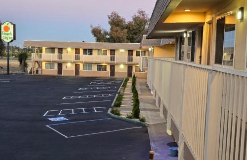 Linda Hotel | Peach City Inn - Marysville/Yuba City