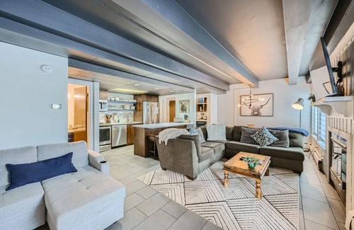 Warrior's Mark Condo | Peak 9 Comfort and Convenience: 2-Bedroom Condo Steps from Slopes and Downtown