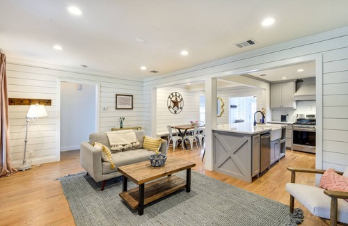 Frisco Original Donation House | ‘Pecan Blue’ Frisco Home w/Private Yard & Hot Tub