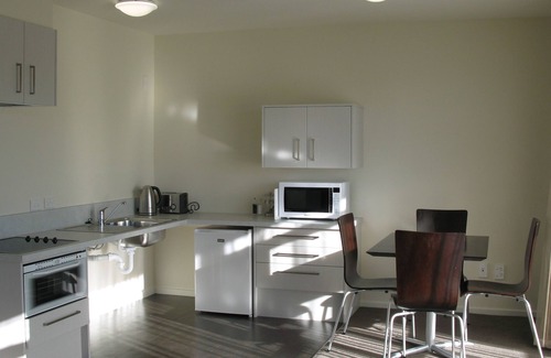 Woodend Hotel | Pegasus Gateway Motels and Apartments