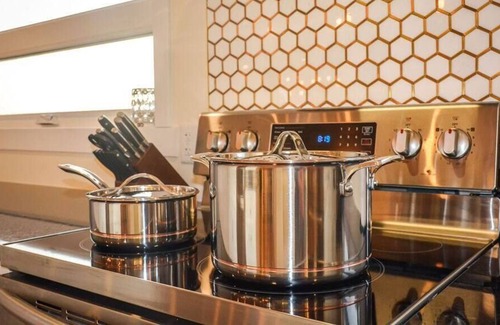 Peggy's Cove House | Peggy's Cove - Modern Home with Lighthouse View