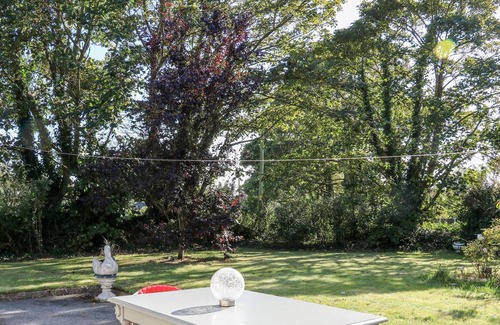 Kilmore House | PEGGY'S PLACE, pet friendly, with a garden in Kilmore, County Wexford