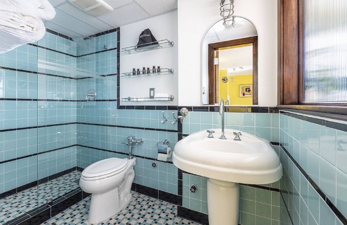 South Beach Hotel | Pelican Hotel