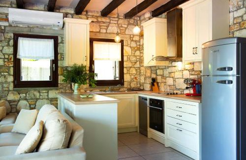 Papa Nero House | Pelion BNB Luxury homes