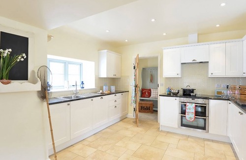Dulas Cottage | PENRHYN FARM, pet friendly, luxury holiday cottage in Moelfre