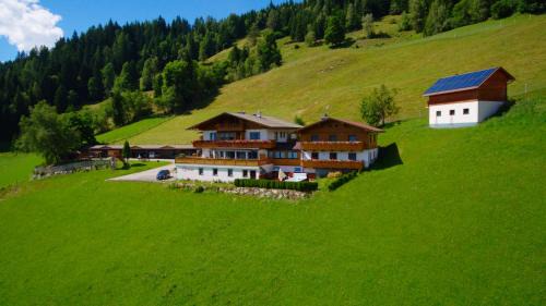 Pichl-Preunegg House | Pension Bergbauernhof Irxner