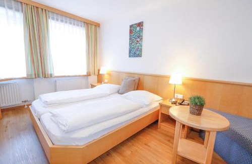 Golling an der Salzach Bed & Breakfast | Pension Café Maier