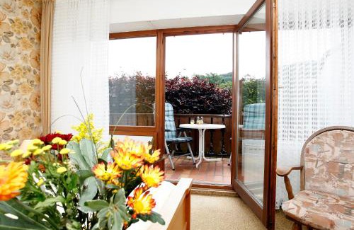 Untervalme House | Pension-Gästehaus Waldhof