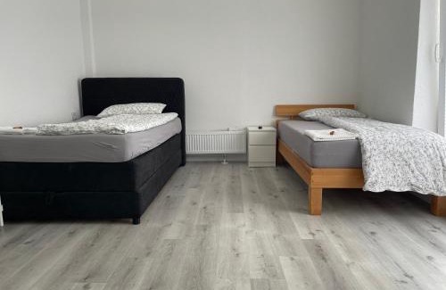 Brackwede Apartment | Pension & Monteurzimmer - Free Parking & 24h Check-in Bielefeld