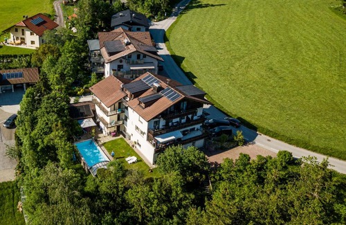 Koppl House | Pension Nocksteinblick