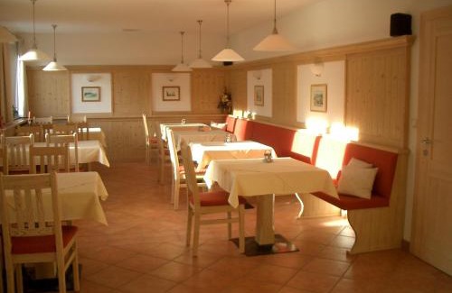 Gruenau im Almtal House | Pension Wanderruh