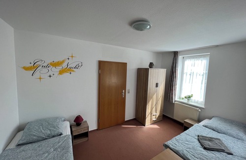 Oberweibach/Thur. Wald Bed & Breakfast | Pension zur Bergbahn