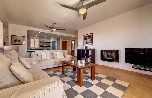 Mar de Cristal Apartment | Penthouse apartment, pool view, Wi-Fi, Parking