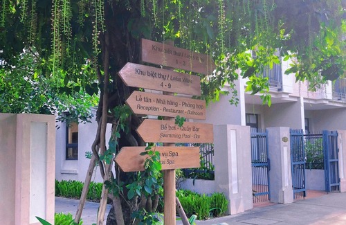 Ha Long Condo | Penthouse Duplex Wabi-sabi 3BR, Pool-BBQ, Sky View