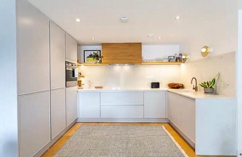 Luton Apartment | Penthouse
