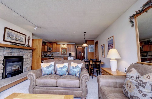 Copper Mountain Village Condo | Penthouse in Center Village, Extra Sleeping Area, Amazing views.