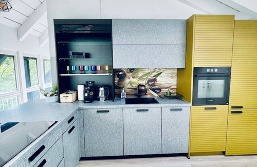 Schlierbach Apartment | Penthouse Overlooking the Neckar