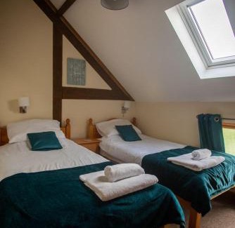 Llanddewi Ystradenny House | Pentre Fawr