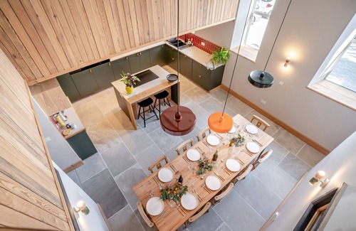 Bwlch House | Penuel Chapel - Five Bedroom House, Sleeps 10