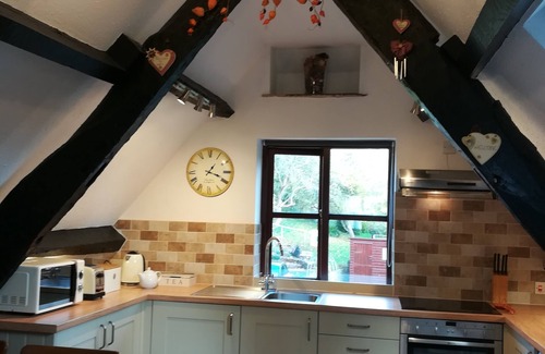 Llangorse House | Penybont Barn a cosy riverside barn conversion in Llangorse, the Brecon Beacons