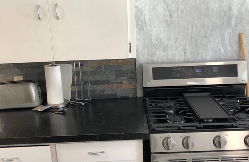 Skytop House | Peoples favorite! Perfect for golf or family outings, Mountain sunsets-Sleeps 13