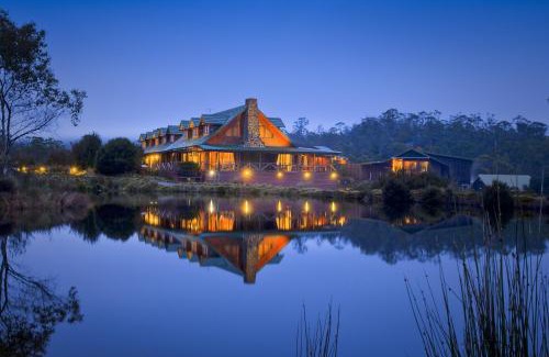 Cradle Mountain Cabin | Peppers Cradle Mountain Lodge