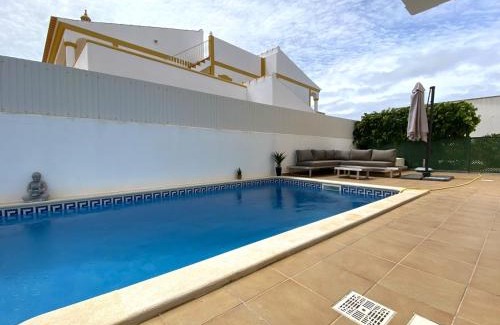 Pera Villa | Pêra Amazing Villa With Pool by Homing