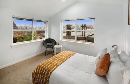 East Queen Anne House | Perch - Aurora Abode