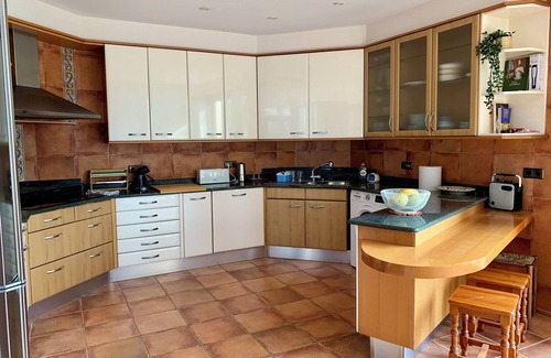 Getaria Villa | Perfect family villa in front of the Getaria Bay