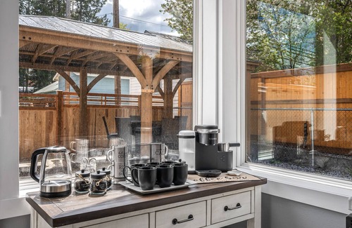 Garden District House | Perfect for Work & Play | 3BR/2BA w/Office & WiFi