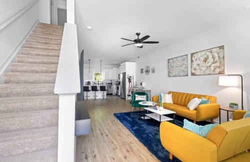 Ponderosa - Wingate House | Perfect Getaway Prime Location w/Game Room & HotTub