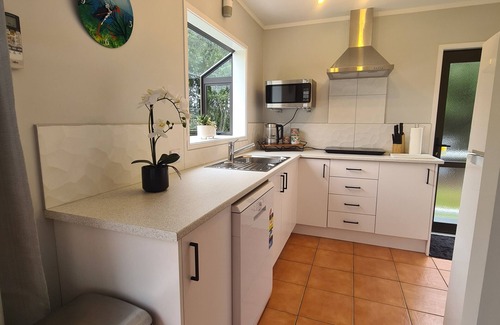 Kerikeri Cottage | Perfect Getaway to the lovely Kendall Cottage Kerikeri